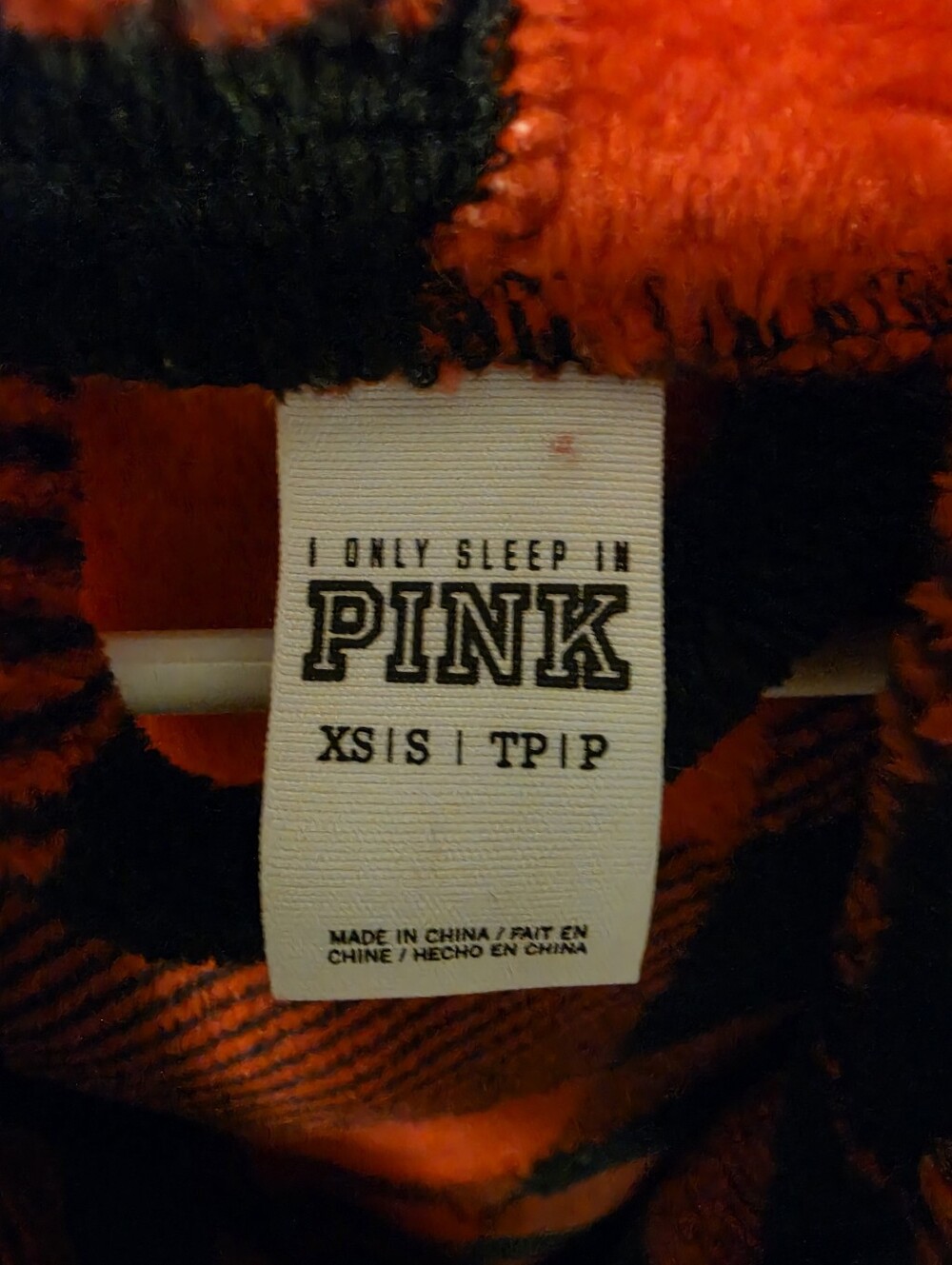 PINK Victoria's Secret Red & Black Plaid Hooded Robe - Picture 4 of 6